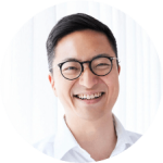 前川英麿 氏